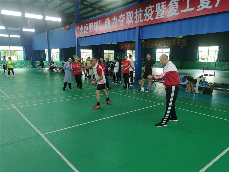 強(qiáng)強(qiáng)聯(lián)手，誰與爭鋒